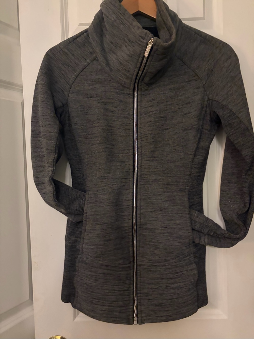 Lululemon Women’s Grey Zip Up